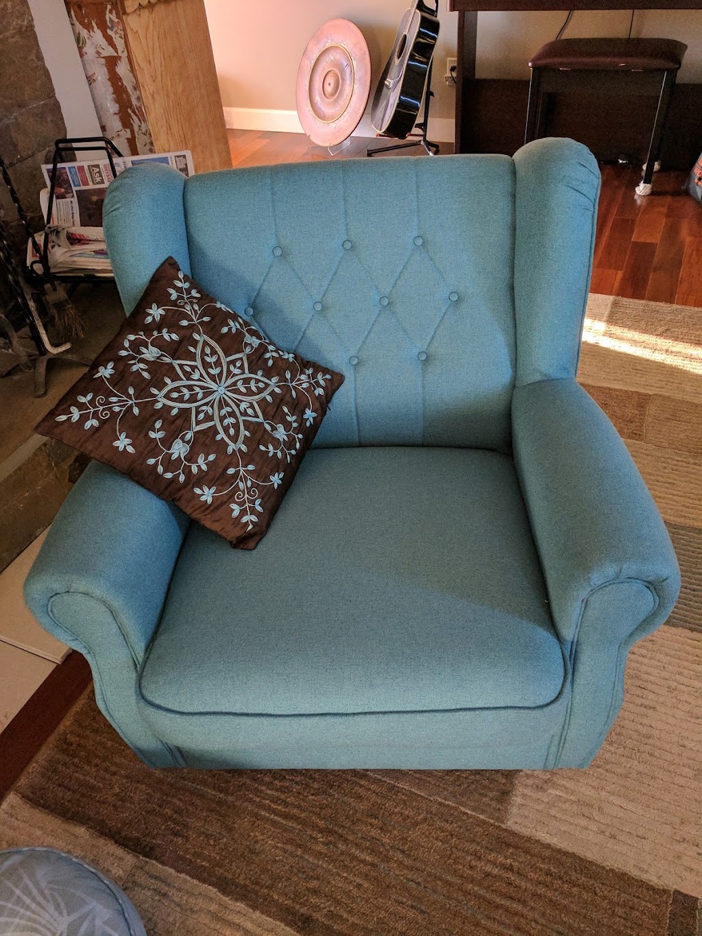 Excellence In Upholstery | 6322 Bishop Rd, Courtenay, BC V9J 1V3, Canada | Phone: (250) 338-6679