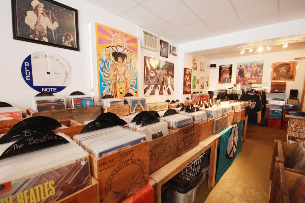 Vinyl Destination | 107 Brock St W, Merrickville, ON K0G 1N0, Canada | Phone: (647) 225-8815