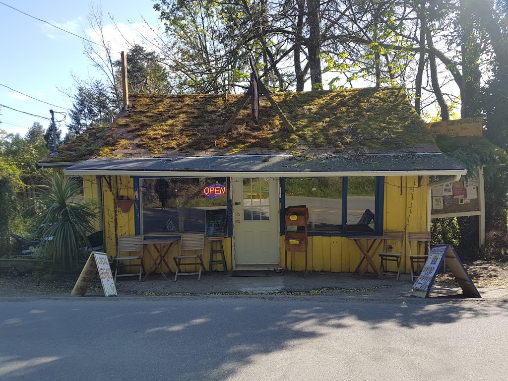 Vesuvius Cafe | 735 Vesuvius Bay Rd, Salt Spring Island, BC V8K 1L5, Canada | Phone: (250) 537-1515