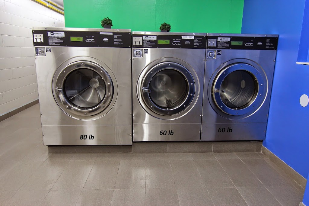 Crystal Water Coin Laundry | 2425 Truscott Dr #13c, Mississauga, ON L5J 2B4, Canada | Phone: (416) 258-7228