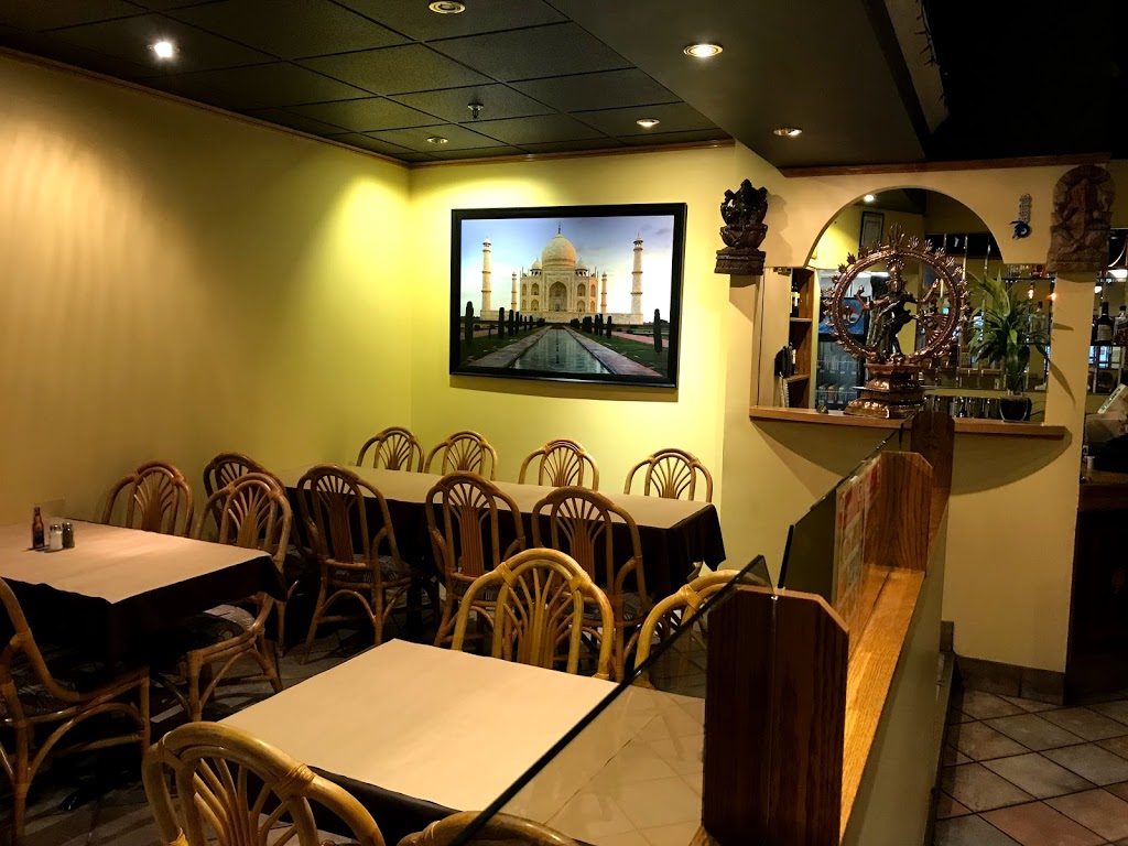 Bombay Bhel Restaurant | 2525 Hampshire Gate, Oakville, ON L6H 6C8, Canada | Phone: (905) 829-1040