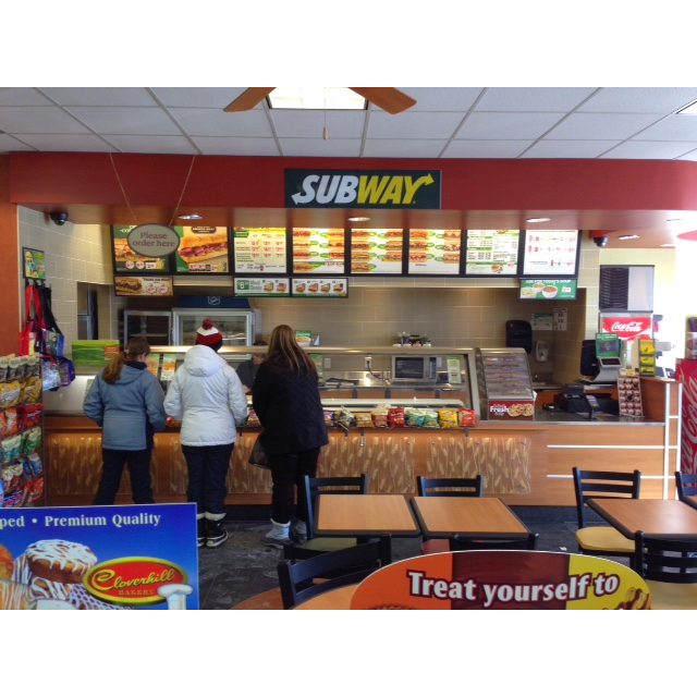 Subway | 483 Hamilton Regional Rd 8, Stoney Creek, ON L8G 5B9, Canada | Phone: (905) 664-3421