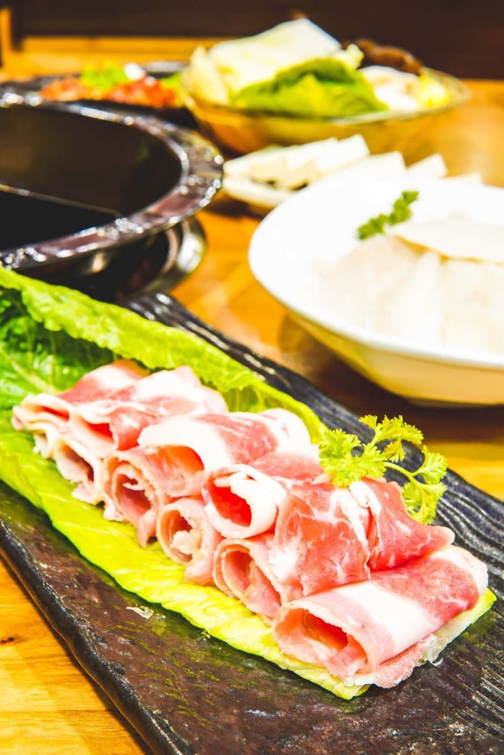 Mr. Hotpot | 2510 Estevan Ave, Victoria, BC V8R 5Z2, Canada | Phone: (778) 265-8882