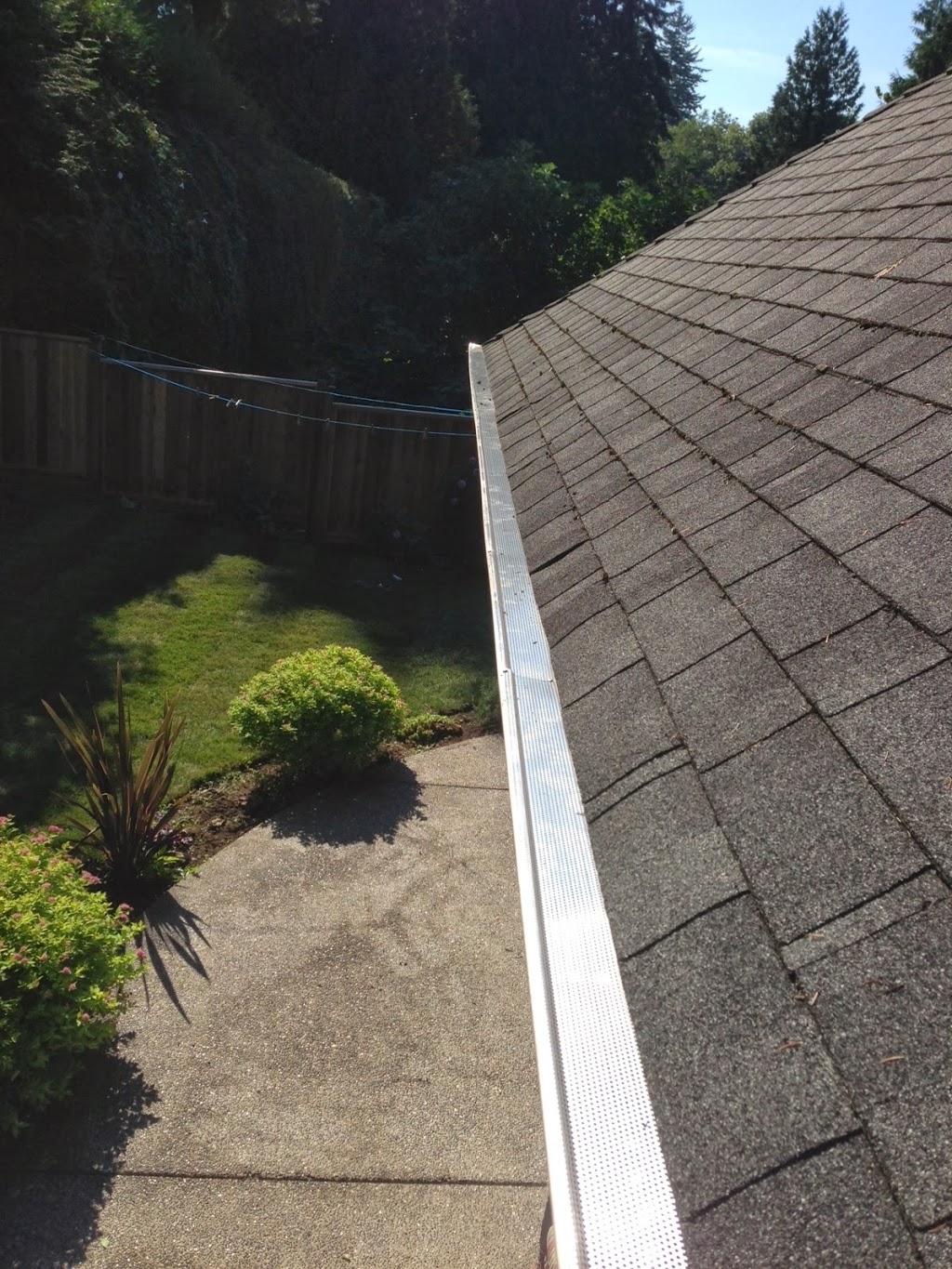 Aqua-Mobile Gutters and property Maintenance | 2511 200 St, Langley City, BC V2Z 1Y4, Canada | Phone: (604) 626-2443