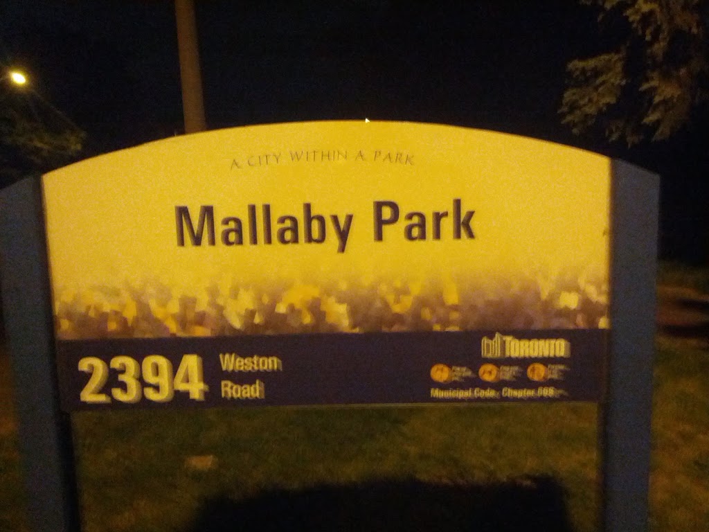 Mallaby Park | 2394 Weston Rd, York, ON M9N 1R5, Canada | Phone: (416) 392-8188