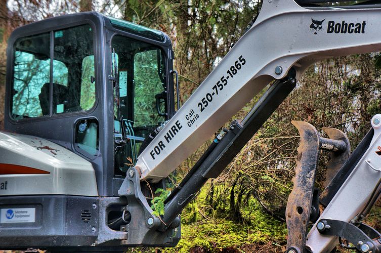 Island Efficient Excavating | 421 Ninth St, Nanaimo, BC V9R 4J5, Canada | Phone: (250) 755-1865