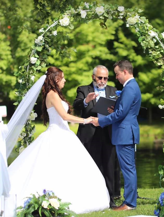 Célébrant de mariage Pierre Sylvestre | 200 Chemin Bernard, Bury, QC J0B 1J0, Canada | Phone: (819) 919-4245