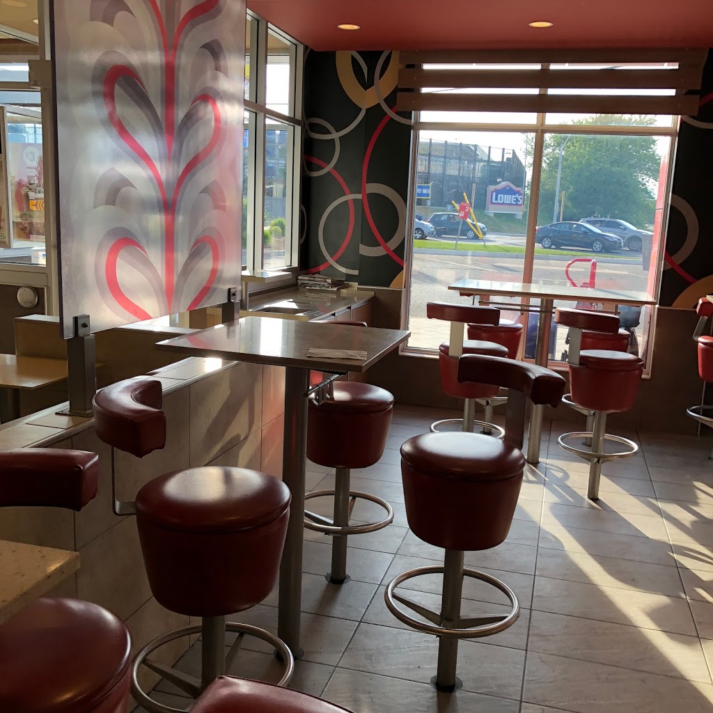 McDonalds | 715 Ottawa St S, Kitchener, ON N2E 3H5, Canada | Phone: (519) 569-7224