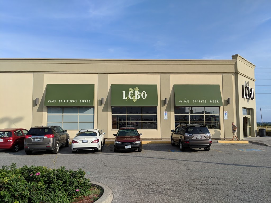 LCBO | 3020 Elmcreek Rd, Mississauga, ON L5B 4M3, Canada | Phone: (905) 949-6100