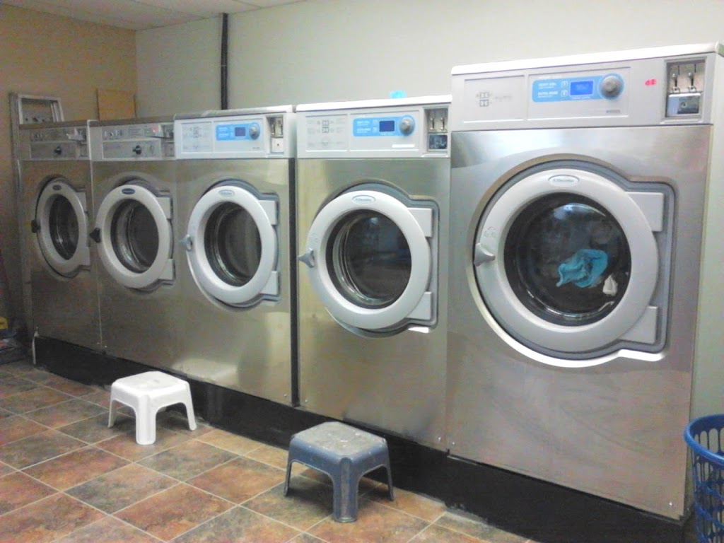 Wash & Go Laundromat Express | 417 54 Ave NW, Calgary, AB T2K 1B2, Canada | Phone: (587) 349-3464