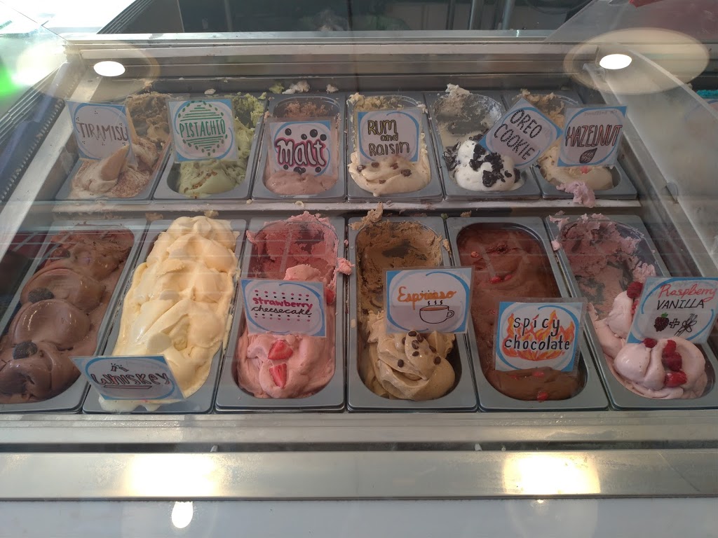 2 Chill Gelato | 38086 Cleveland Ave, Squamish, BC V8B 0A1, Canada | Phone: (604) 567-2665