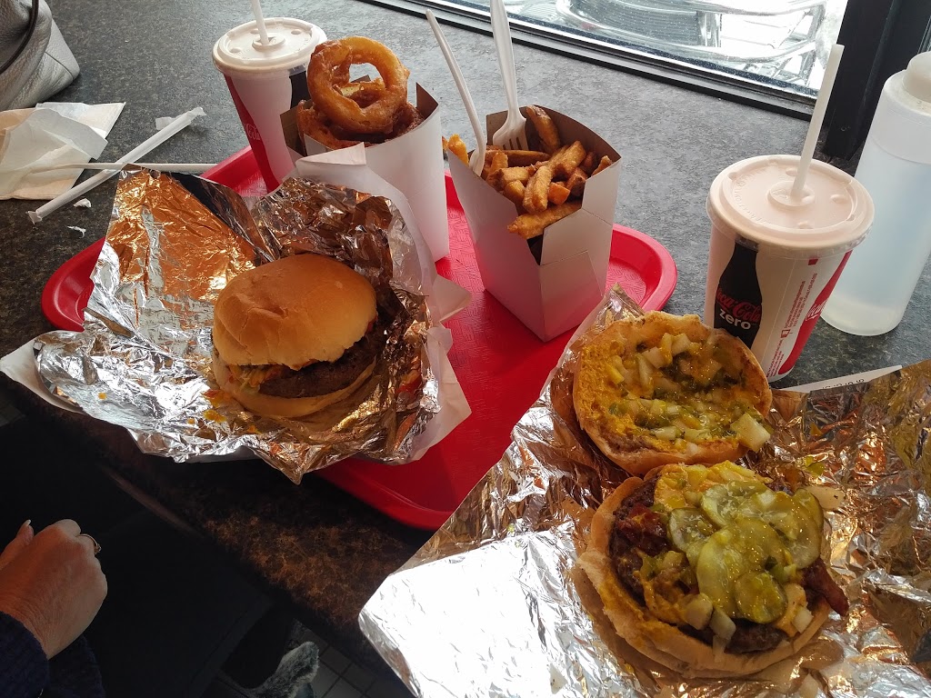 Starr Burger | 900 Brock St N, Whitby, ON L1N 4J6, Canada | Phone: (905) 430-3301