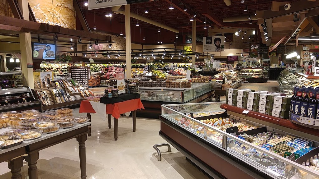 Market IGA extra M.Bouchard Ste-Agathe | 3 Rue Raymond, Sainte-Agathe-des-Monts, QC J8C 2X2, Canada | Phone: (819) 321-1812