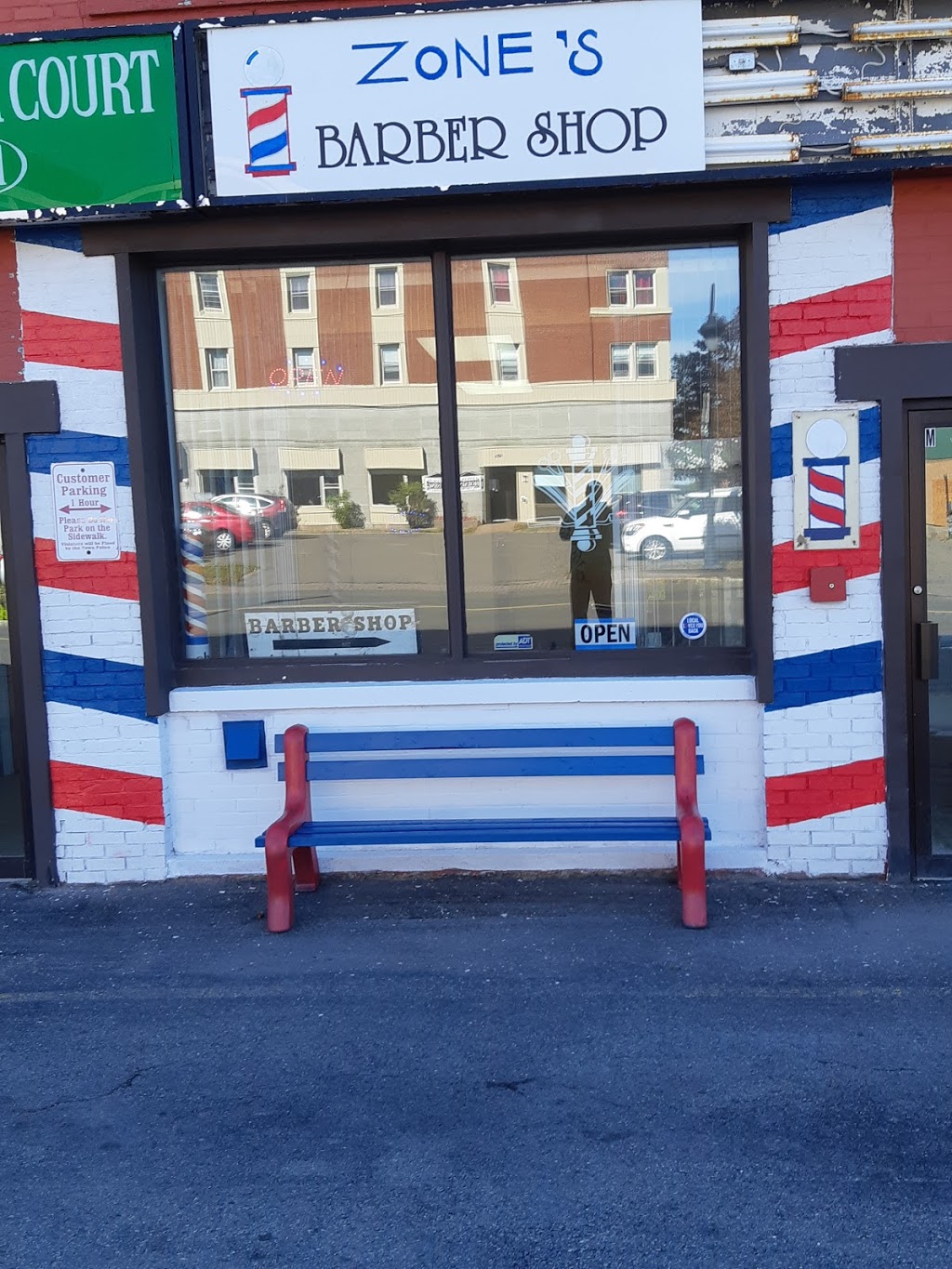 The Barber Zone | 141 Victoria St E, Amherst, NS B4H 1X9, Canada | Phone: (780) 718-7901