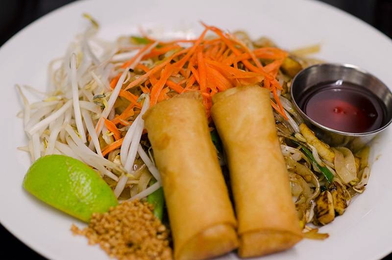 Thai Lemongrass Restaurant | 3838 Cadboro Bay Rd, Victoria, BC V8N 4G2, Canada | Phone: (250) 385-3838