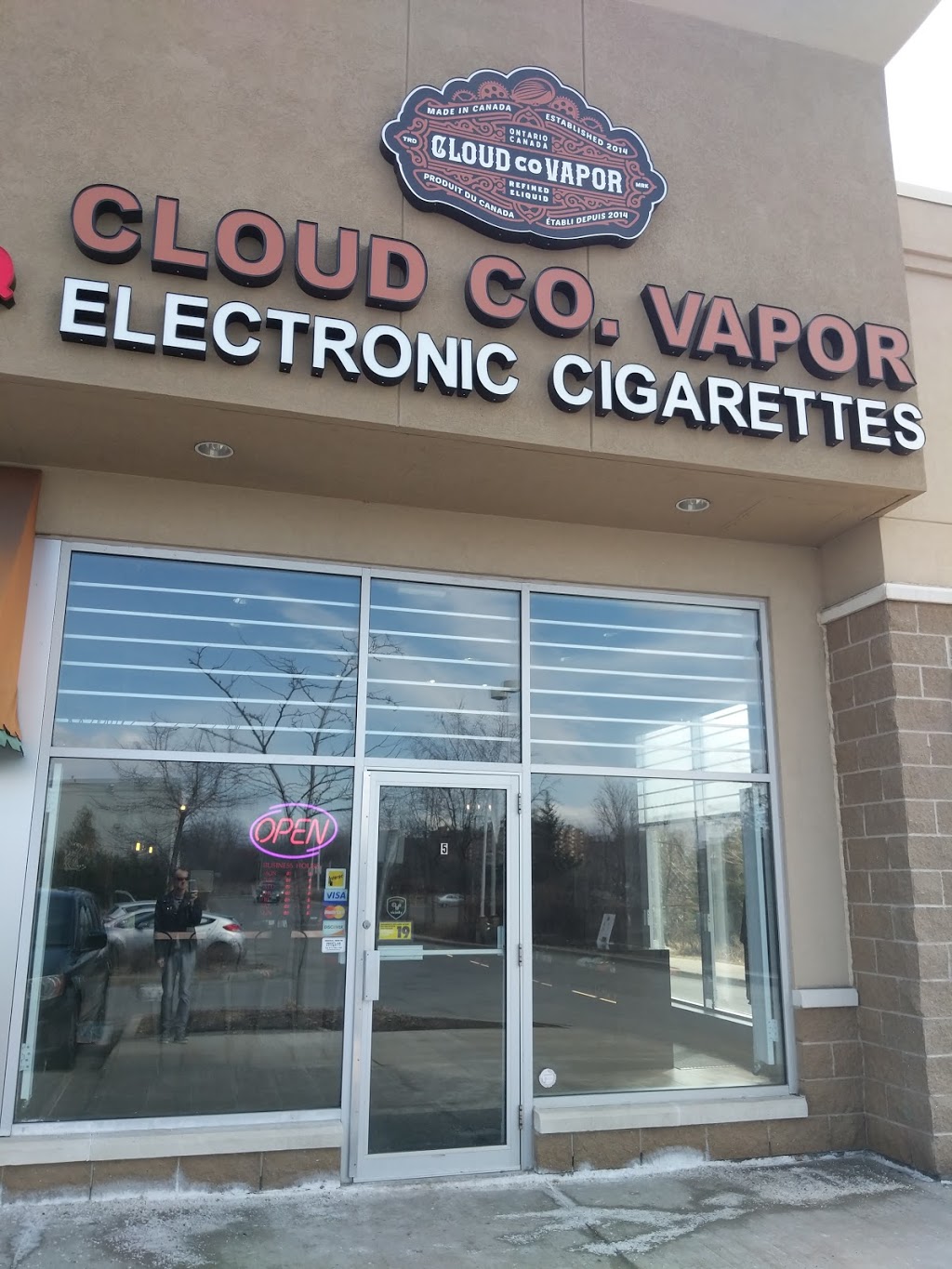 Cloud Co Vapor | 1465 Merivale Rd Unit B5, Nepean, ON K2E 5N9, Canada | Phone: (613) 225-8353