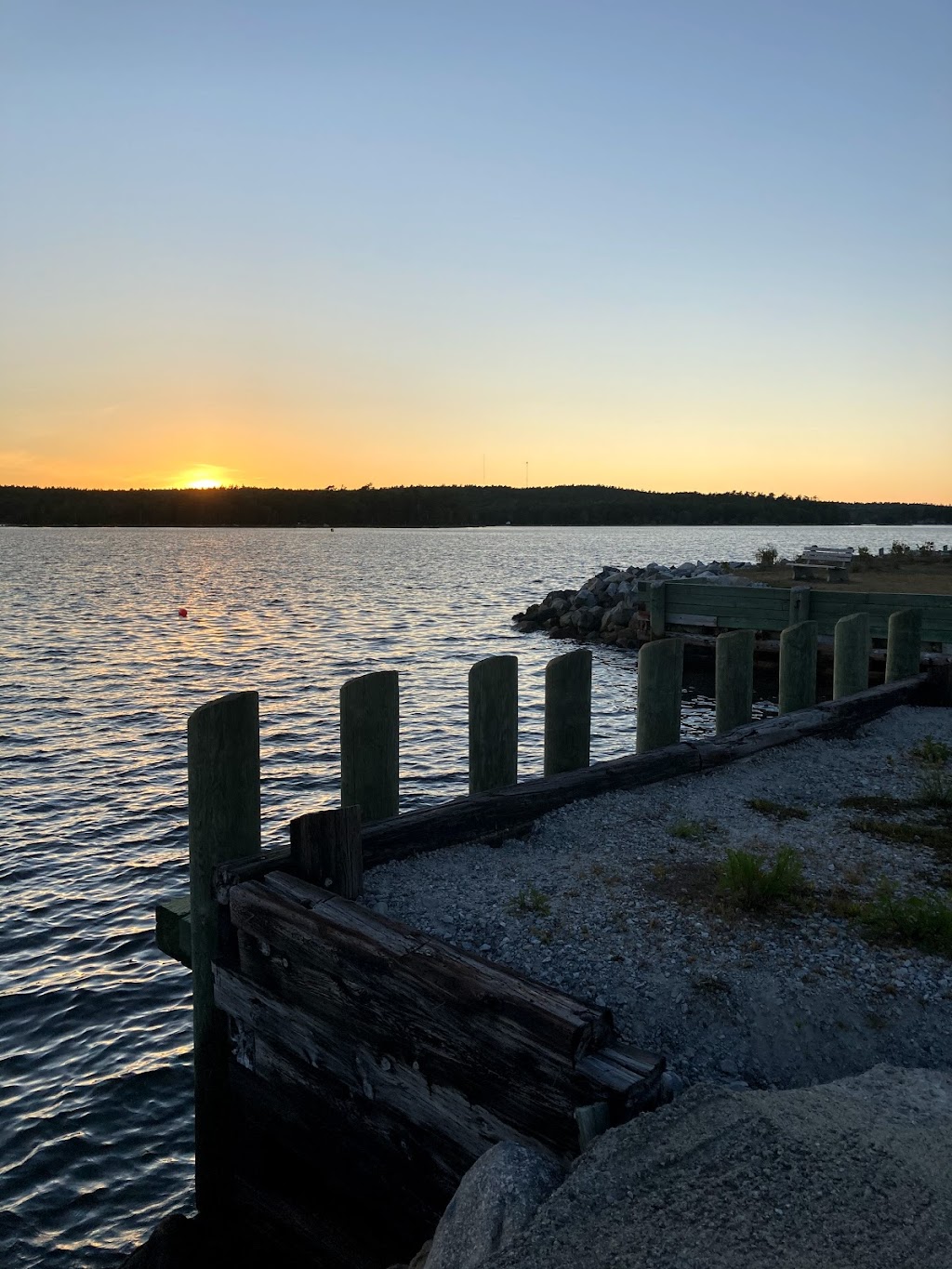 Shelburne Harbourside Cottages | 10 George St, Shelburne, NS B0T 1W0, Canada | Phone: (902) 875-4555