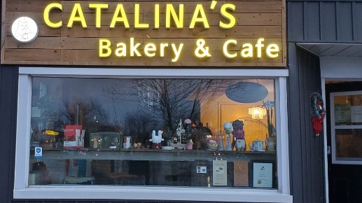 Catalinas bakery cafe | 3746 Bridgewater St, Niagara Falls, ON L2G 6H3, Canada | Phone: (289) 241-3170