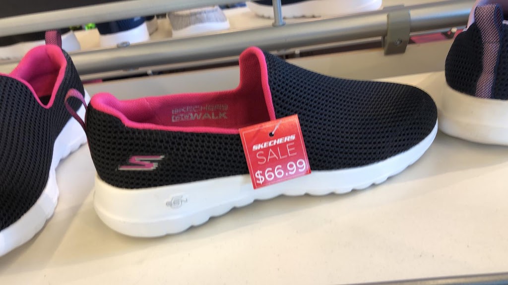 SKECHERS Warehouse Outlet | 575 Industrial Ave #6, Ottawa, ON K1G 3X8, Canada | Phone: (613) 247-7533