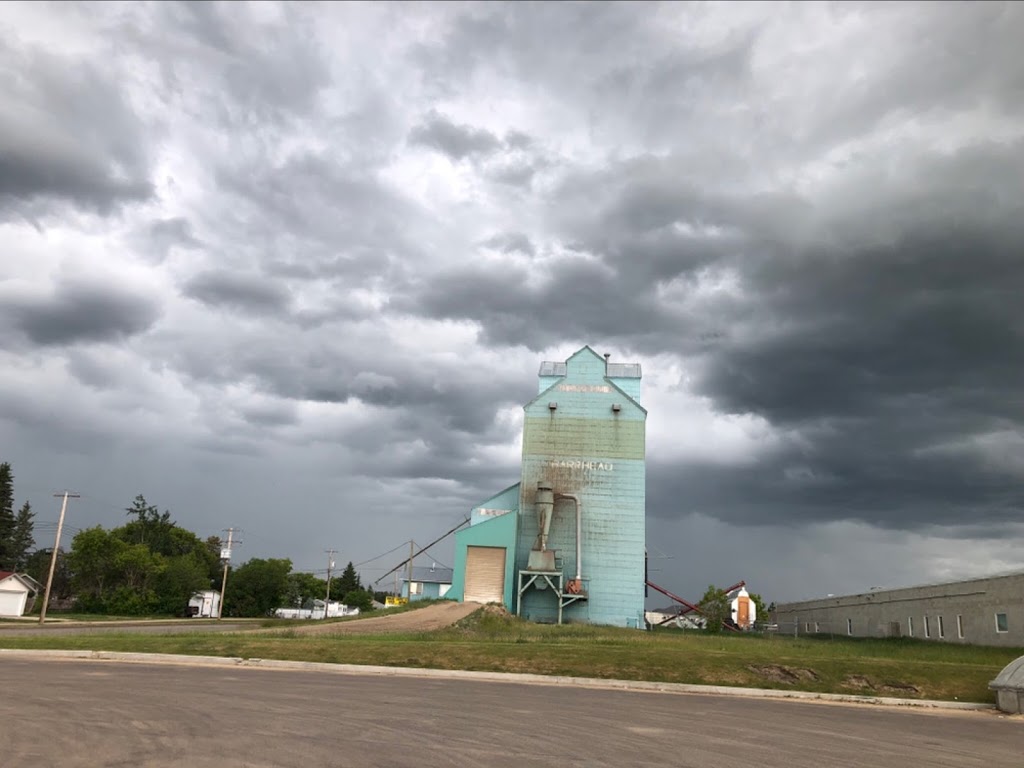 Alberta Feed Grain | 4960 Elevator Rd, Barrhead, AB T7N 1G4, Canada | Phone: (888) 483-8789