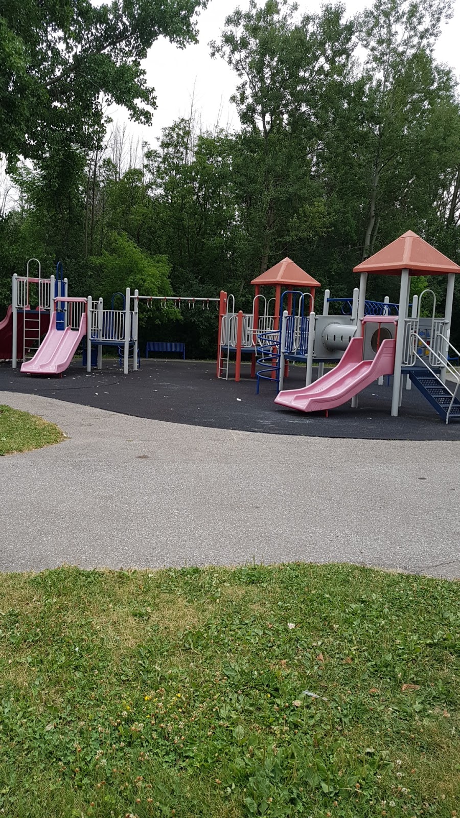 Bridgeview Park | Richmond Hill, ON L4C 0A5, Canada | Phone: (905) 771-8800