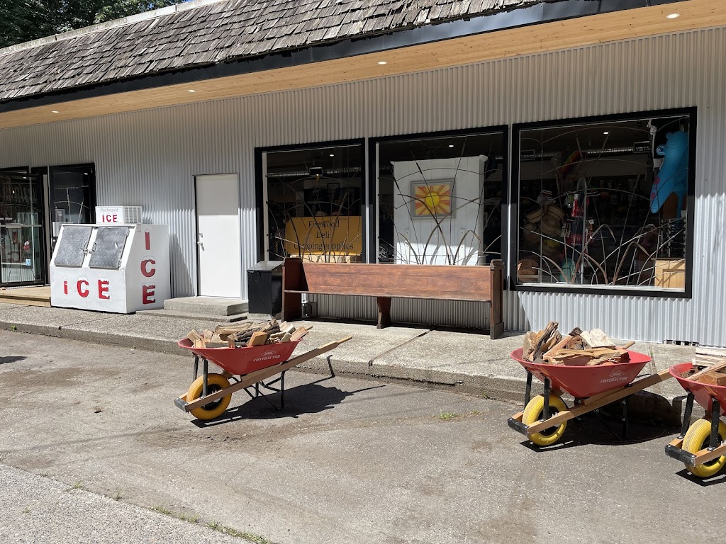 Lindell Beach General Store | 1725 Lindell Ave, Lindell Beach, BC V2R 4W7, Canada | Phone: (604) 858-0346