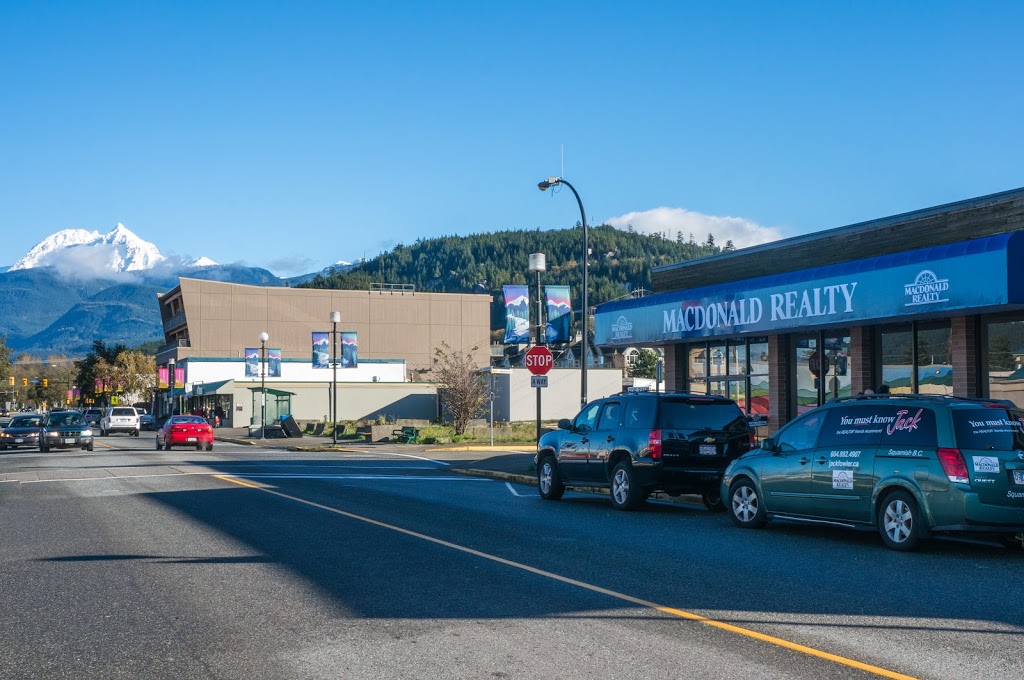 Macdonald Realty Squamish | 38090 Cleveland Ave, Squamish, BC V8B 0C3, Canada | Phone: (604) 898-1010