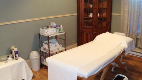 Escale Beauté | 207 Chemin de la Grande-Côte, Saint-Eustache, QC J7P 1B3, Canada | Phone: (450) 623-4592