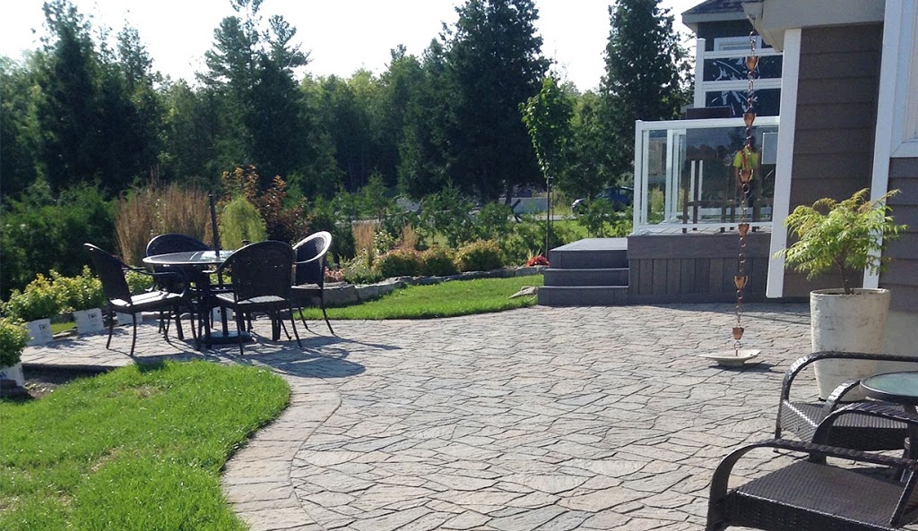 Jonathans Snow & Landscaping | 131 Cedar Hill Side Rd, Pakenham, ON K0A 2X0, Canada | Phone: (613) 262-6815