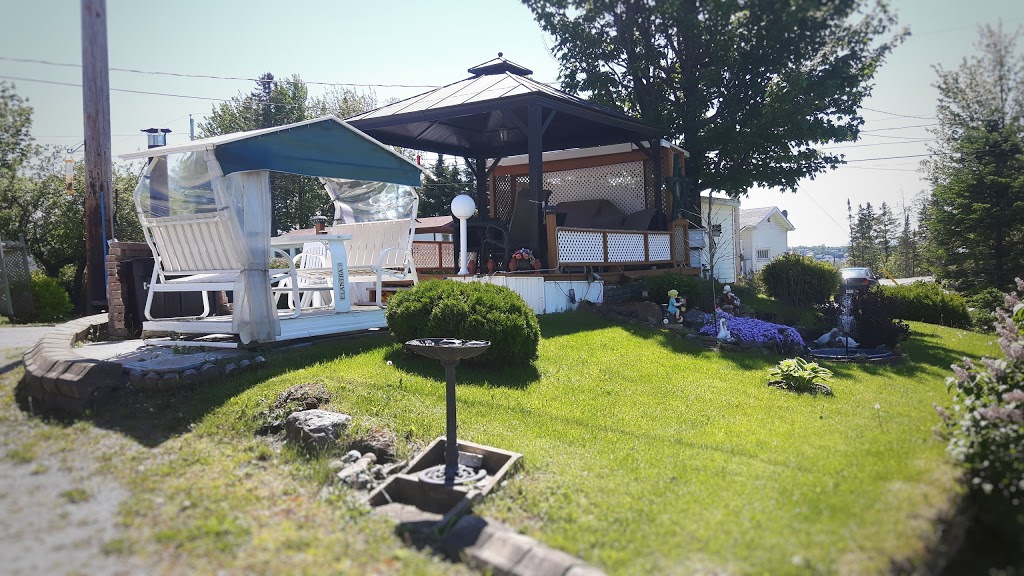 Le Camping du Domaine Joly-Mont | 2405 Chemin Lemire, Sherbrooke, QC J1H 0C5, Canada | Phone: (819) 562-6492