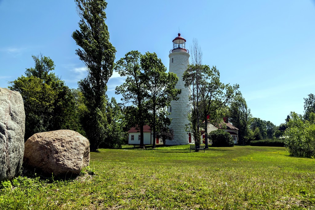 Point Clark Lighthouse and Lightkeepers Museum | 526 Lighthouse Rd, Point Clark, ON N2Z 2X3, Canada | Phone: (519) 395-2494