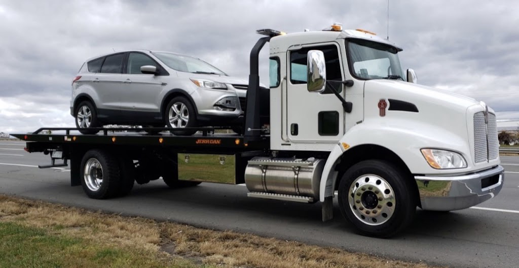 Montreal Towing 24h | 4504 Rue Buies, Saint-Léonard, QC H1S 3C3, Canada | Phone: (438) 492-6747