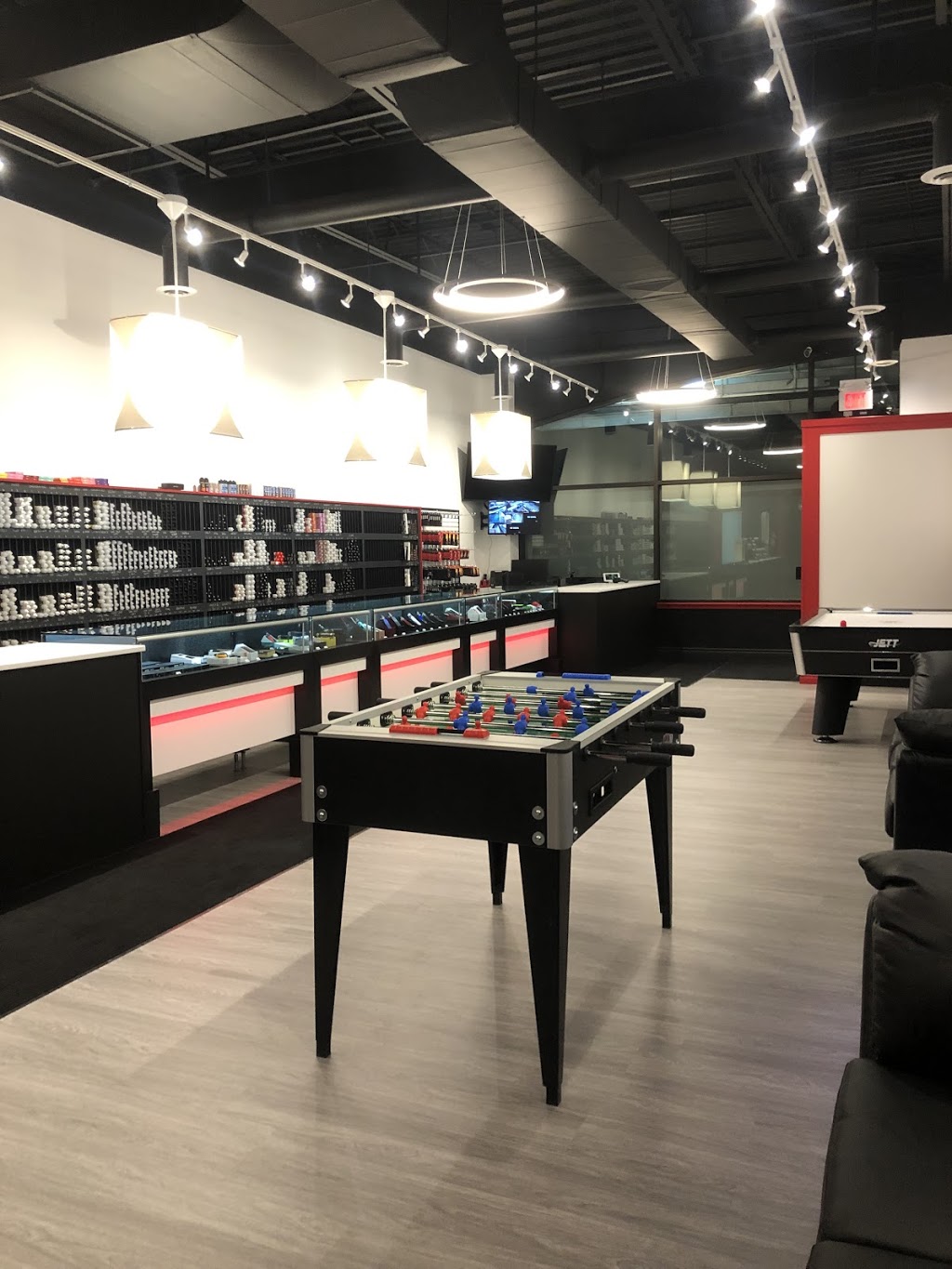 Savour The Vapour | 646 Erb St W Unit 107, Waterloo, ON N2T 0A8, Canada | Phone: (519) 884-8585