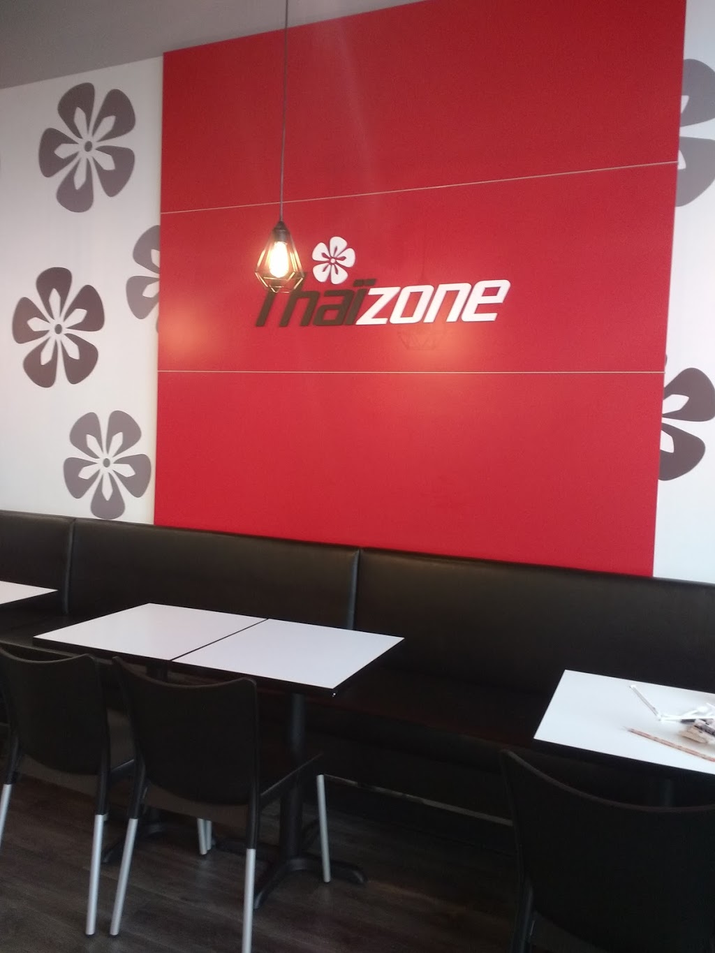 Thaïzone | 934 Rue Saint-Pierre, Drummondville, QC J2C 5A4, Canada | Phone: (819) 850-3366