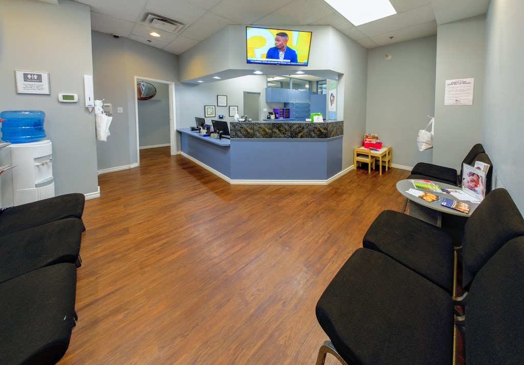 The Tooth Corner Dental Office in Barrie | 320 Bayfield Street, Bayfield Mall, Barrie, ON L4M 3C1, Canada | Phone: (705) 722-3777