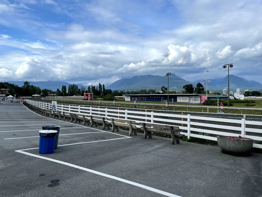 Hastings Racecourse | 188 N Renfrew St, Vancouver, BC V5K 3N8, Canada | Phone: (604) 254-1631