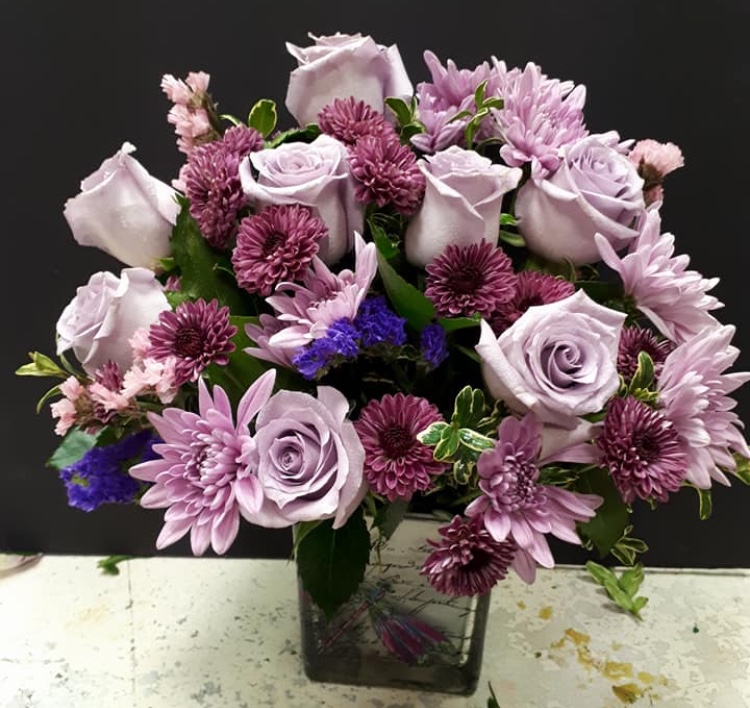 Bonavista Flowers | 107-755 Lake Bonavista Dr SE, Calgary, AB T2J 0N3, Canada | Phone: (403) 271-2666