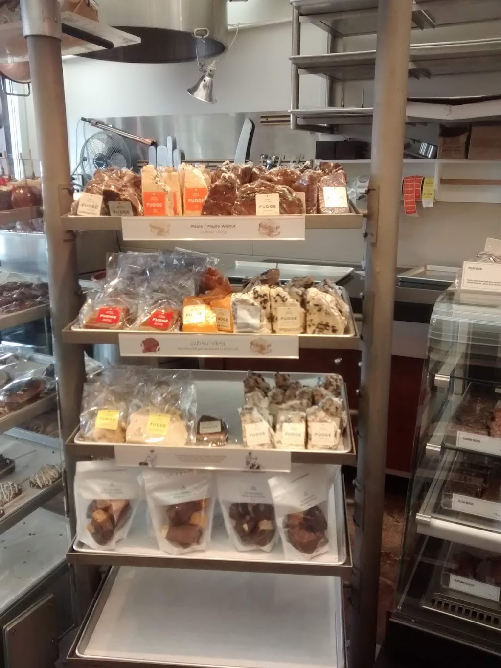 Rocky Mountain Chocolate Factory | 328 Esplanade Ave, Harrison Hot Springs, BC V0M 1K0, Canada | Phone: (604) 491-2010