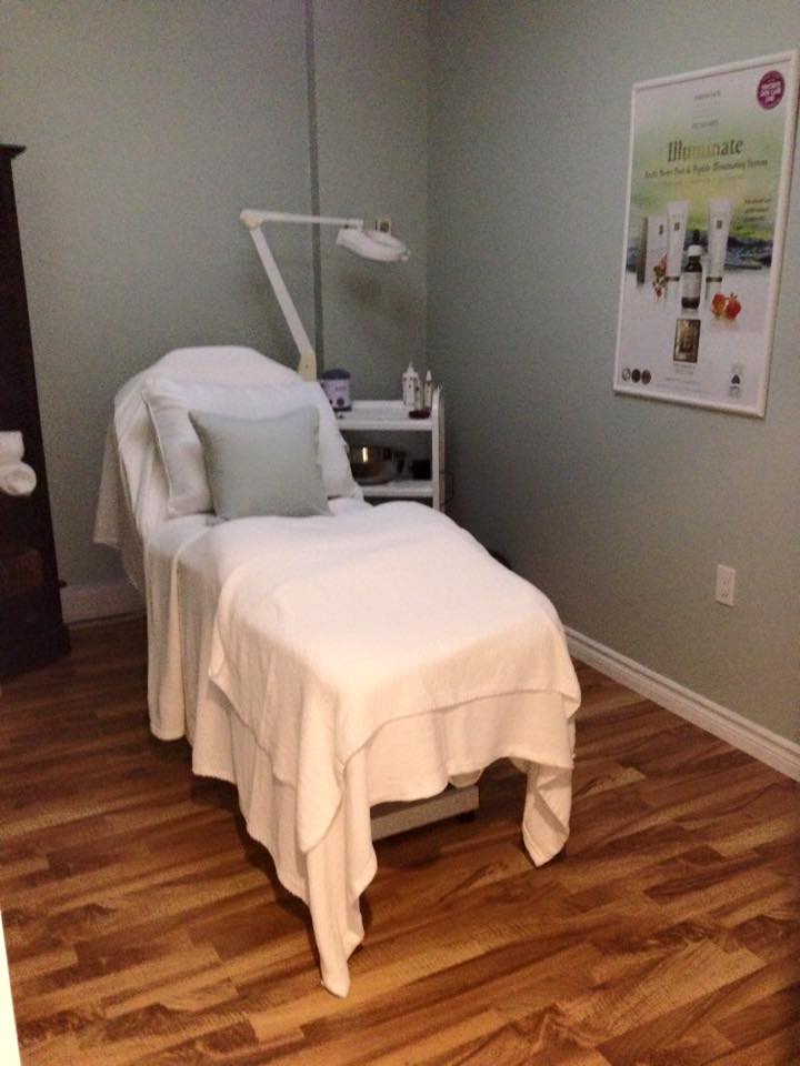 Refine Hair & Aesthetics | 102 Gerrish St, Windsor, NS B0N 2T0, Canada | Phone: (902) 472-3330