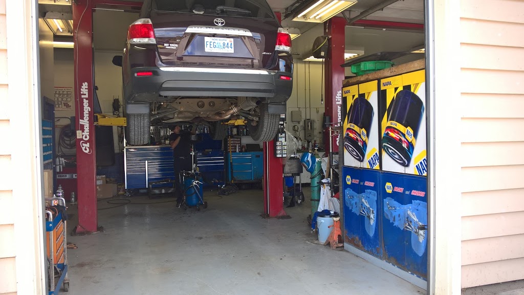 Under The Hood Auto Service | 883 Belcher St, Port Williams, NS B0P 1T0, Canada | Phone: (902) 542-8080