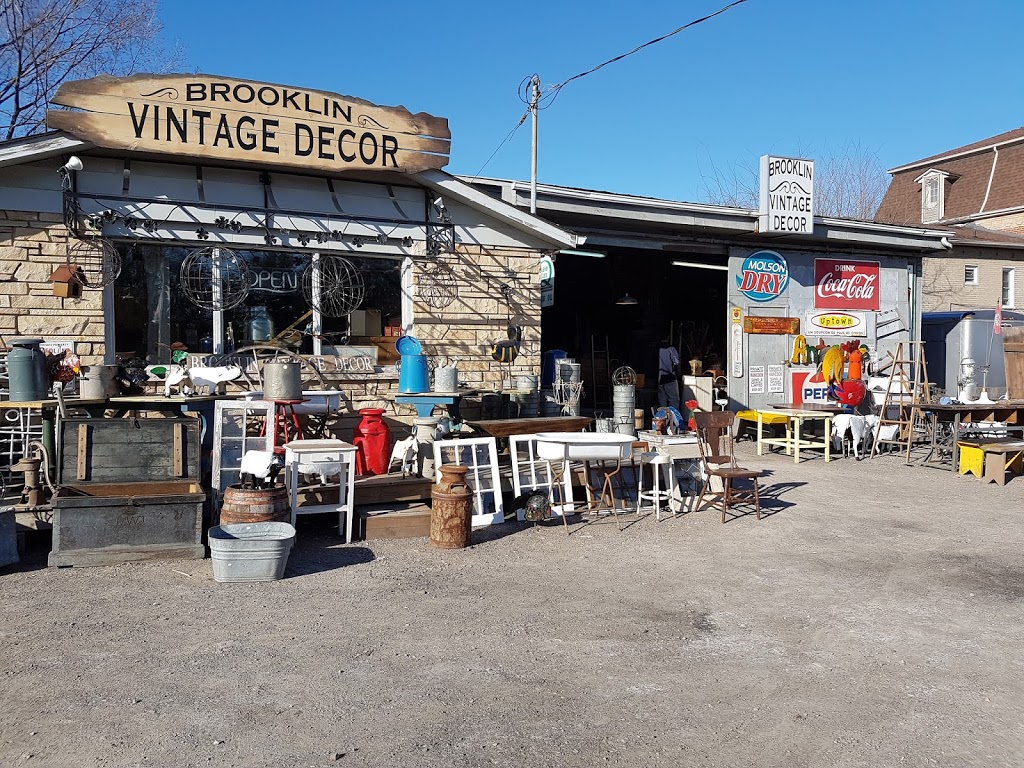 Brooklin Vintage Decor | 6 Campbell St, Whitby, ON L1M 2J6, Canada | Phone: (905) 626-4115