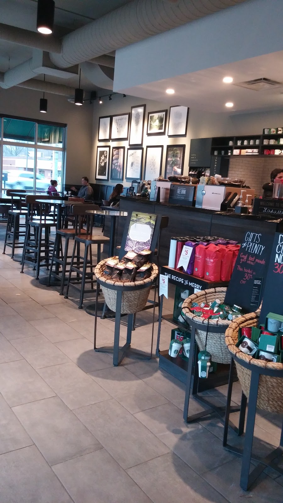 Starbucks | 5790 Malden Rd, Windsor, ON N9H 1S4, Canada | Phone: (519) 566-0576