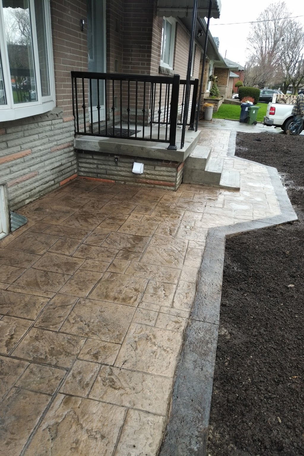 UNIVERSAL BRICK AND STONE | P. O. 6064, 20 Crouse Rd, Scarborough, ON M1R 5P8, Canada | Phone: (416) 899-0877