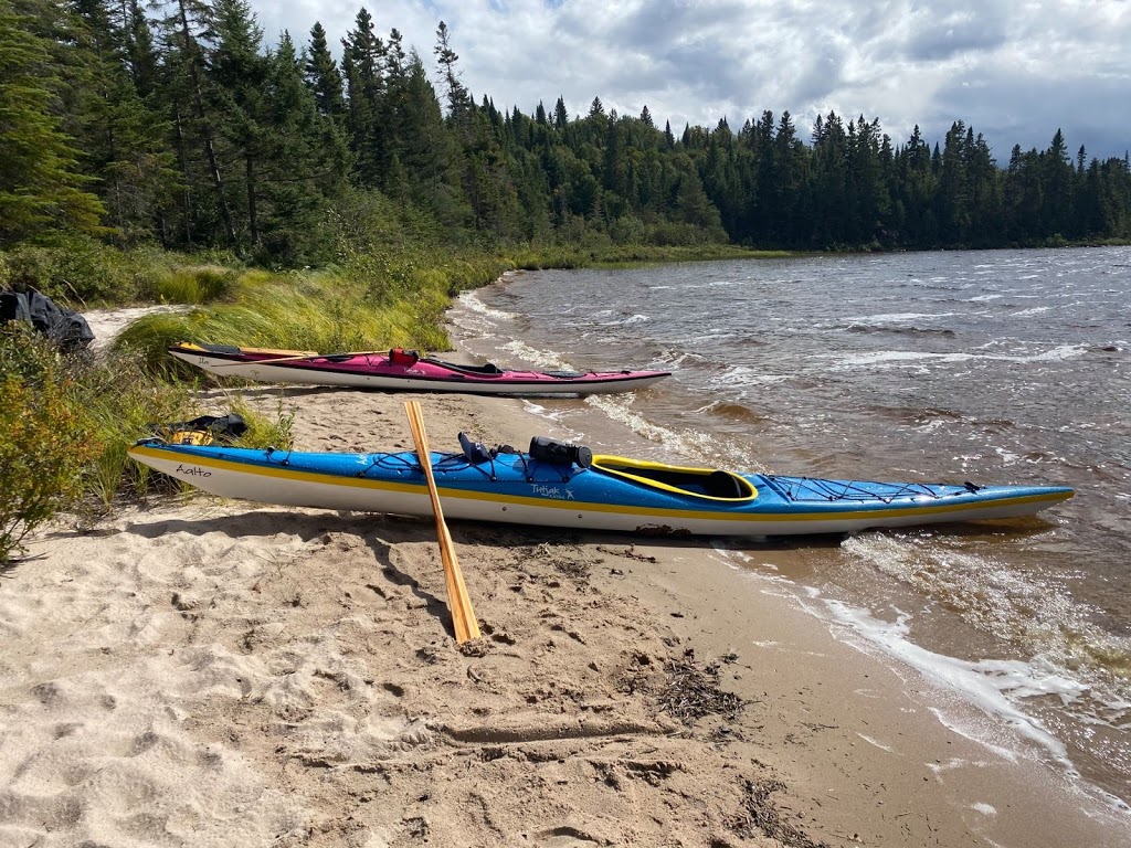 Tutjak Kayak kayak de mer | 2824 Boulevard Saint-Michel Suite 2, Trois-Rivières, QC G9A 5E1, Canada | Phone: (819) 384-0538