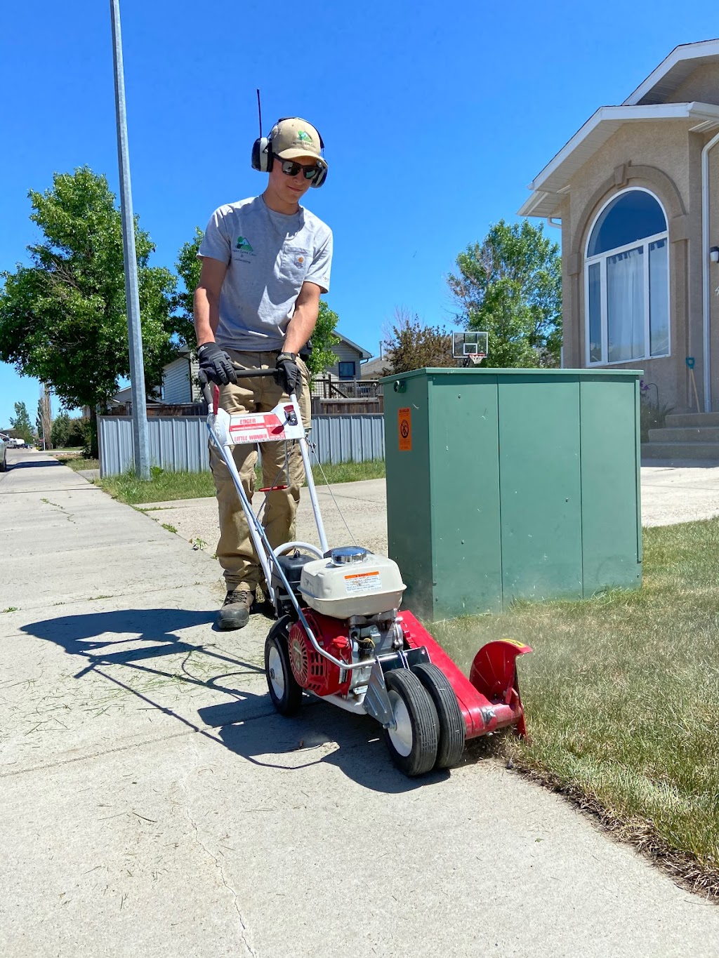 Legacy Lawn Care & Landscaping | University Dr W, Lethbridge, AB T1K 4C5, Canada | Phone: (306) 560-7037