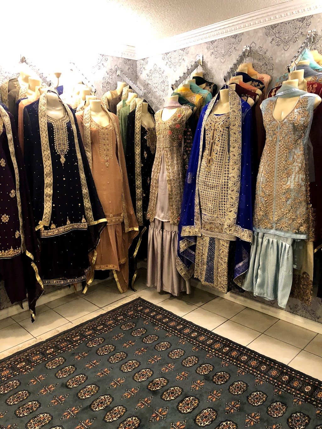 Arya Couture-Pakistani Clothing Boutique | Inwood Pl, Brampton, ON L6R 1T2, Canada | Phone: (416) 731-9042