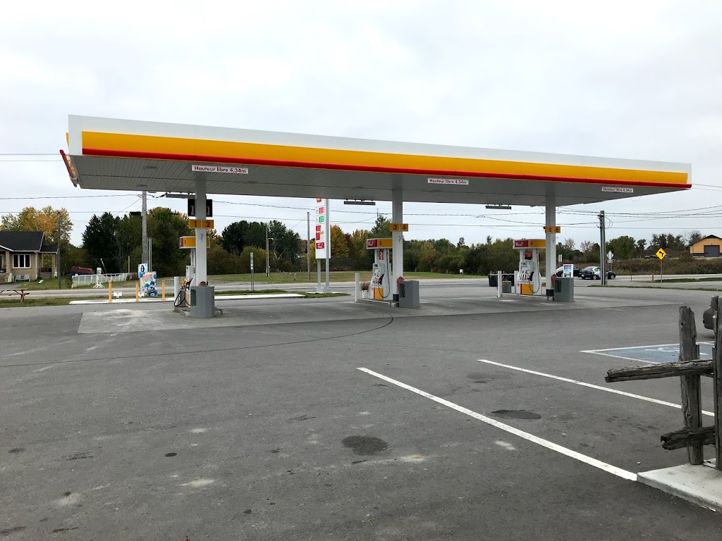 Shell | 655 Rue le Bourdais, QC-153, Saint-Tite, QC G0X 3H0, Canada | Phone: (418) 365-1413