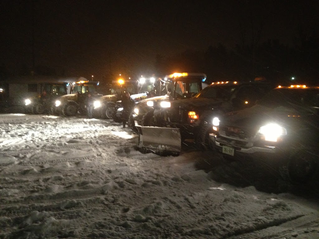 Sky High Enterprises Ltd. - Snow Removal | 1758 Caminiti Crescent, Orléans, ON K4A 1P1, Canada | Phone: (613) 521-4444