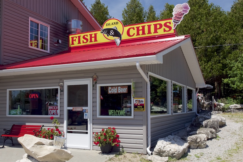 Island Fish & Chips | 33 Given Rd, South Baymouth, ON P0P 1Z0, Canada | Phone: (705) 859-3411