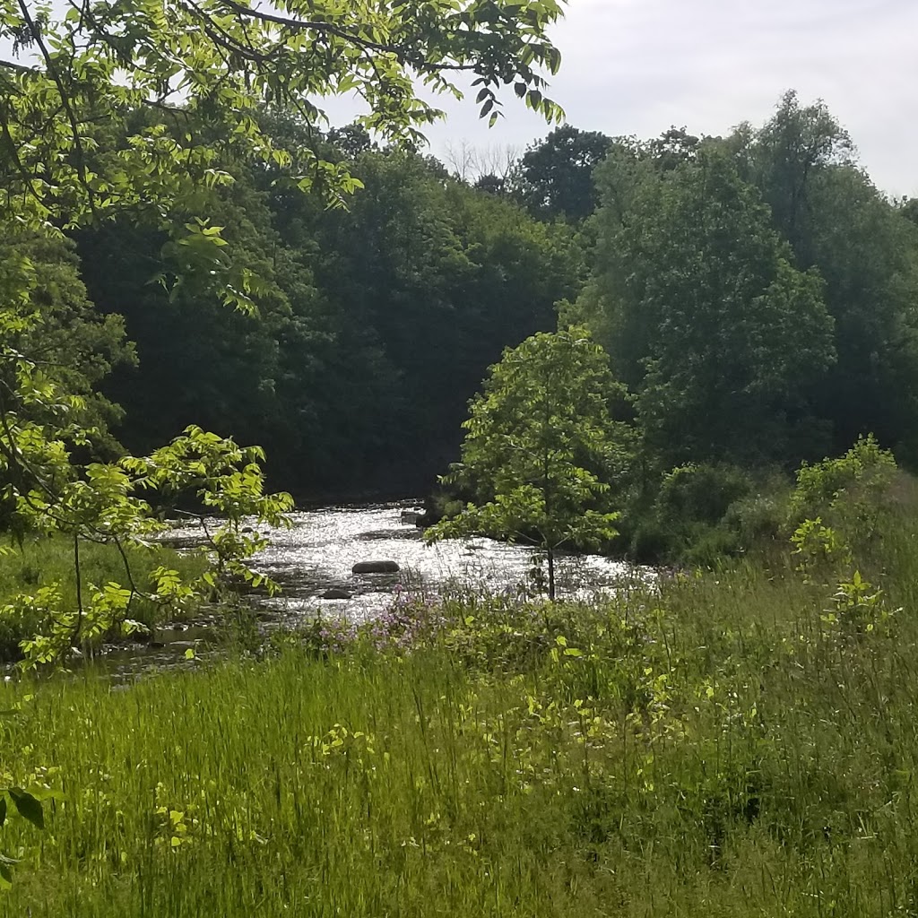 Etobicoke Creek Trail (Eglinton Entrance) | Unnamed Road, Etobicoke, ON M9C 5A5, Canada